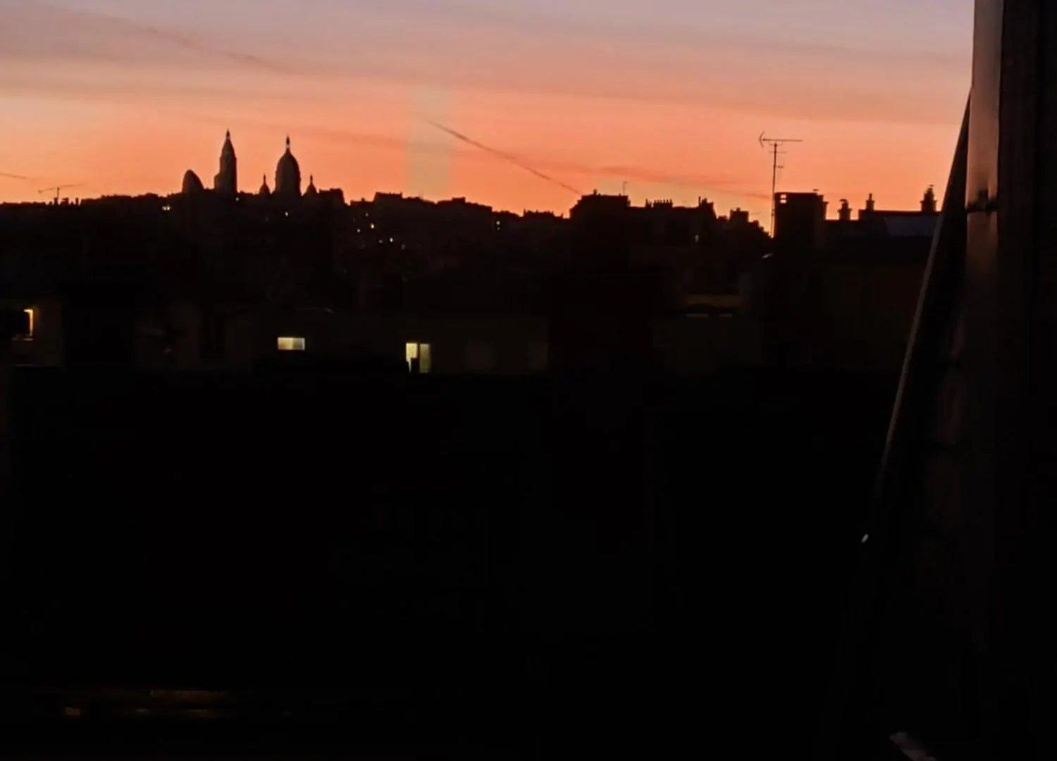 3 Rooms Apartment Business Rooftop View To Montmartre Paris 0*,